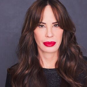 Meet your Posher, Veronique